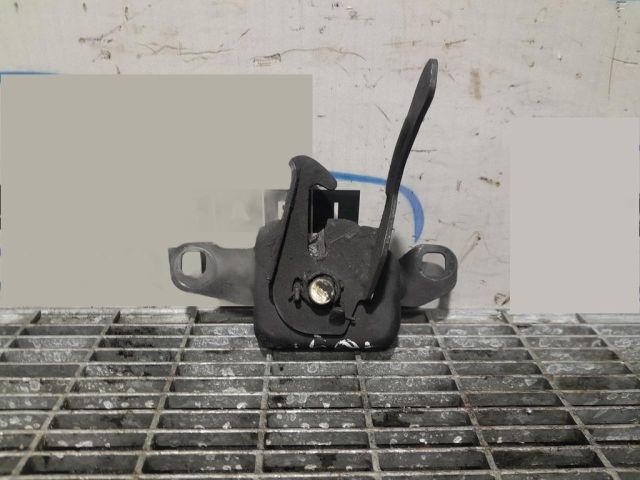 bontott DACIA DUSTER Csomagtérajtó Zárszerkezet