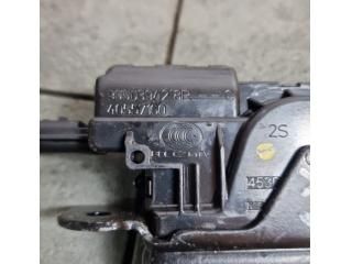 bontott DACIA DUSTER Csomagtérajtó Zárszerkezet