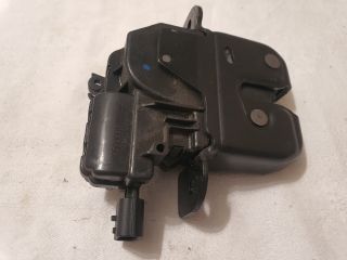 bontott DACIA DUSTER Csomagtérajtó Zárszerkezet