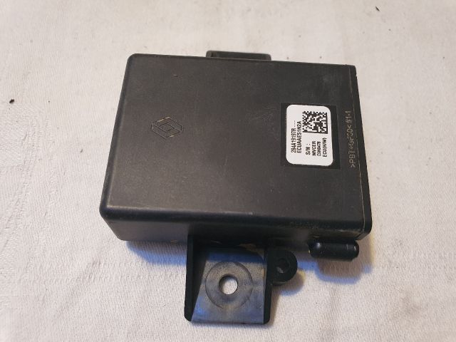 bontott DACIA DUSTER Elektronika (Magában)