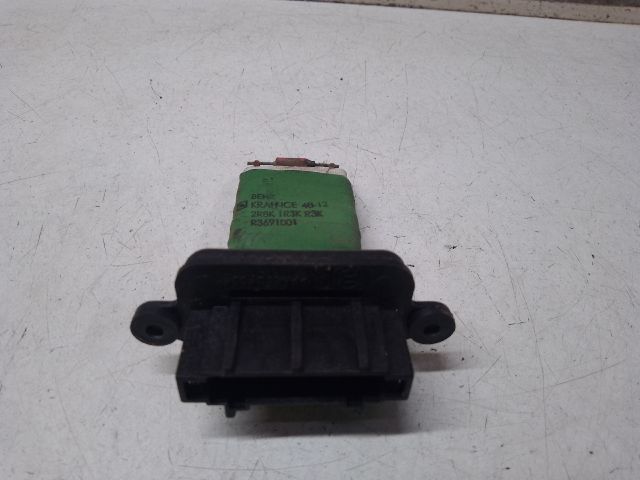 bontott DACIA DUSTER Előtét Ellenállás Fűtőmotor