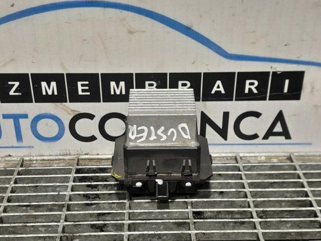 bontott DACIA DUSTER Előtét Ellenállás Fűtőmotor