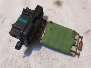 bontott DACIA DUSTER Előtét Ellenállás Fűtőmotor