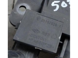 bontott DACIA DUSTER Előtét Ellenállás Fűtőmotor