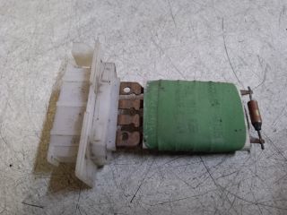 bontott DACIA DUSTER Előtét Ellenállás Fűtőmotor