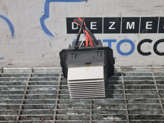 bontott DACIA DUSTER Előtét Ellenállás Fűtőmotor