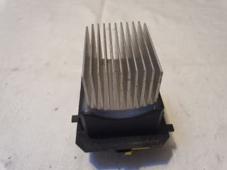 bontott DACIA DUSTER Előtét Ellenállás Fűtőmotor