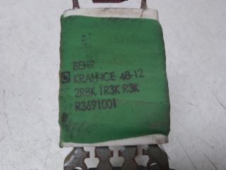 bontott DACIA DUSTER Előtét Ellenállás Fűtőmotor