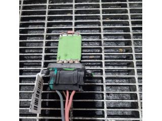 bontott DACIA DUSTER Előtét Ellenállás Fűtőmotor