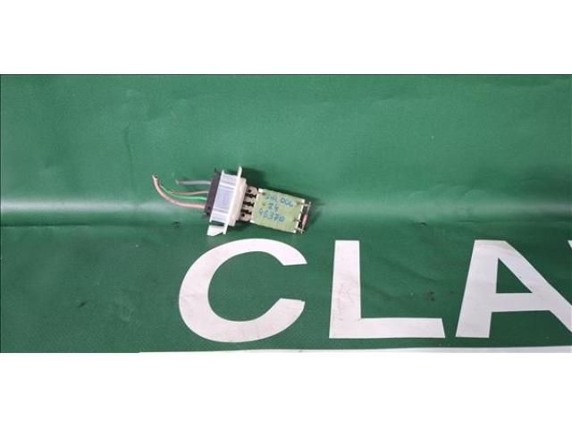 bontott DACIA DUSTER Előtét Ellenállás Fűtőmotor