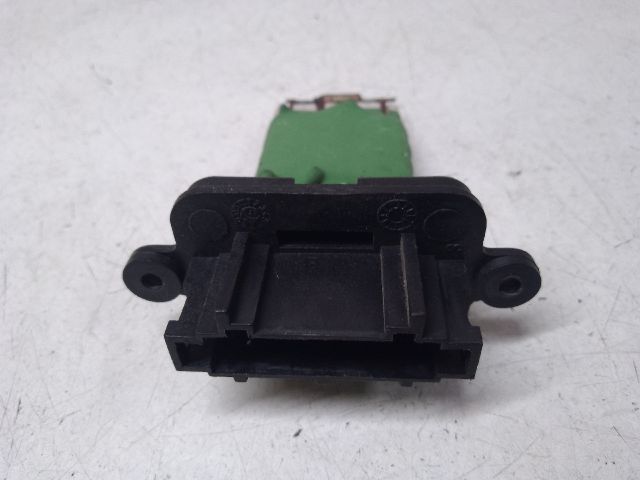 bontott DACIA DUSTER Előtét Ellenállás Fűtőmotor