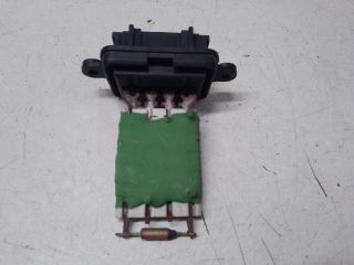 bontott DACIA DUSTER Előtét Ellenállás Fűtőmotor