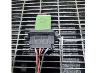 bontott DACIA DUSTER Előtét Ellenállás Fűtőmotor