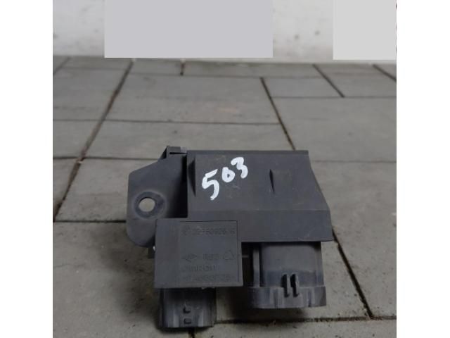 bontott DACIA DUSTER Előtét Ellenállás Fűtőmotor