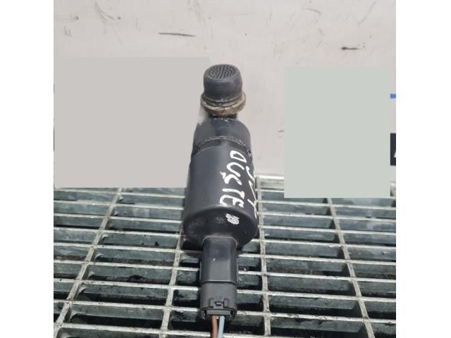 bontott DACIA DUSTER Első Ablakmosó Szivattyú