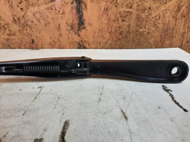 bontott DACIA DUSTER Első Ablaktörlő Kar