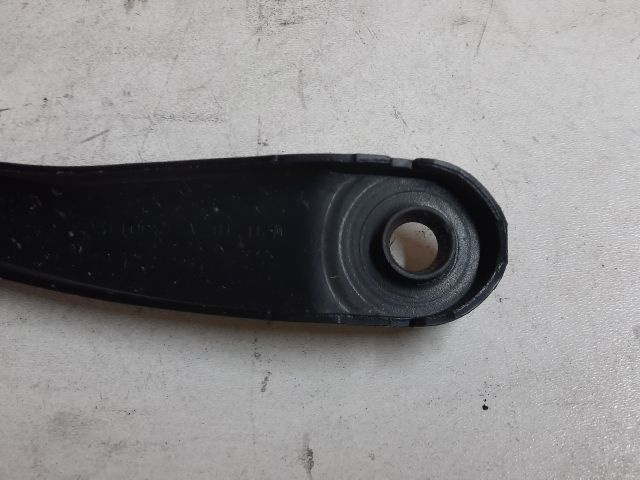 bontott DACIA DUSTER Első Ablaktörlő Kar