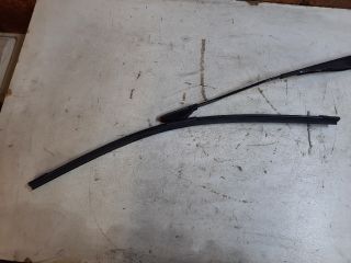 bontott DACIA DUSTER Első Ablaktörlő Kar