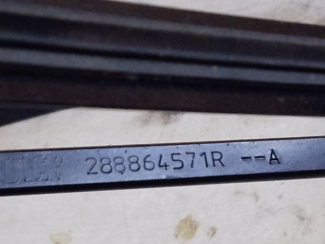 bontott DACIA DUSTER Első Ablaktörlő Kar