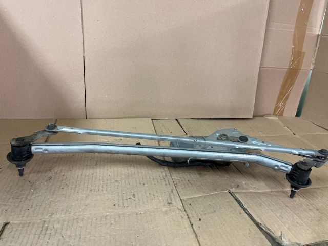 bontott DACIA DUSTER Első Ablaktörlő Szerkezet Motorral