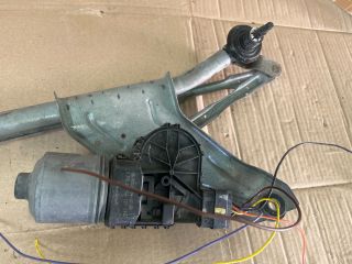 bontott DACIA DUSTER Első Ablaktörlő Szerkezet Motorral