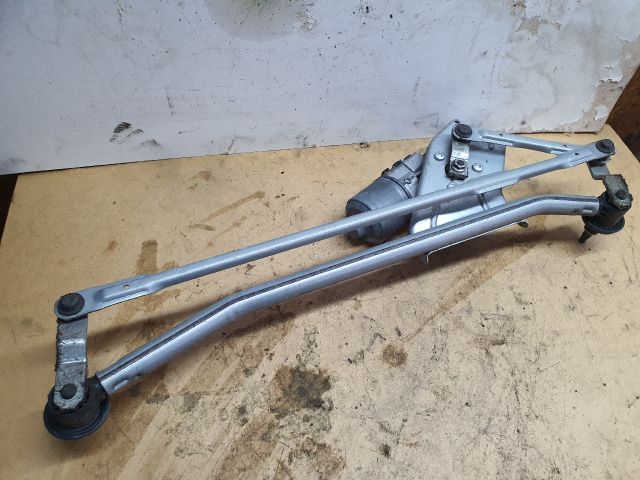 bontott DACIA DUSTER Első Ablaktörlő Szerkezet Motorral