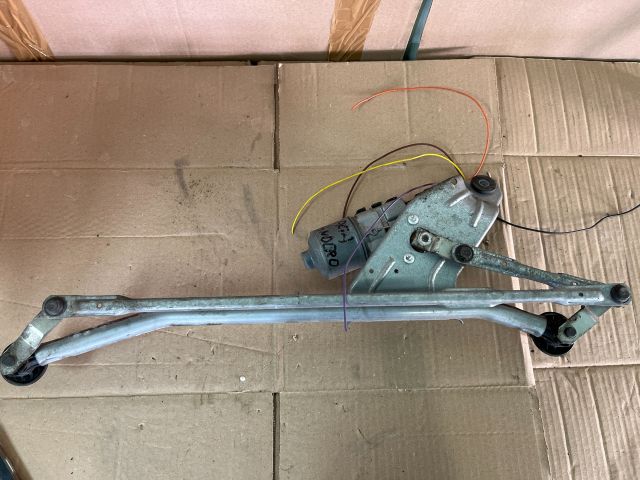 bontott DACIA DUSTER Első Ablaktörlő Szerkezet Motorral