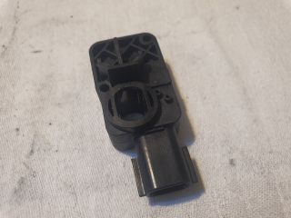 bontott DACIA DUSTER Első Középső Ütközés Érzékelő (Homlokfalon)