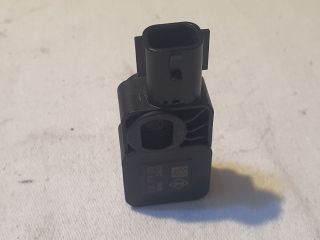 bontott DACIA DUSTER Első Középső Ütközés Érzékelő (Homlokfalon)