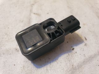 bontott DACIA DUSTER Első Középső Ütközés Érzékelő (Homlokfalon)