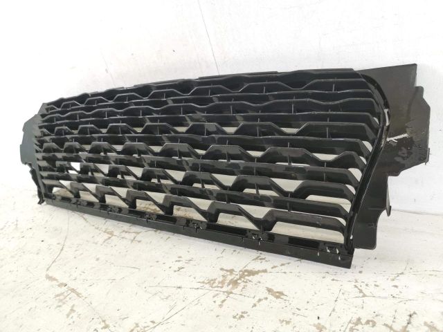 bontott DACIA DUSTER Első Lökhárító Alsó Középső Díszrács