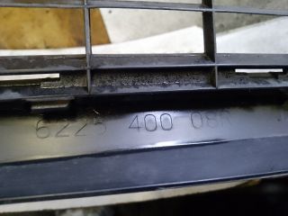 bontott DACIA DUSTER Első Lökhárító Alsó Középső Díszrács