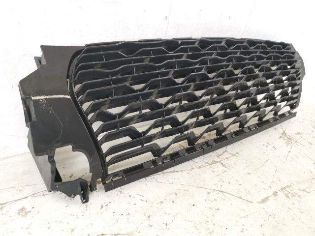 bontott DACIA DUSTER Első Lökhárító Alsó Középső Díszrács