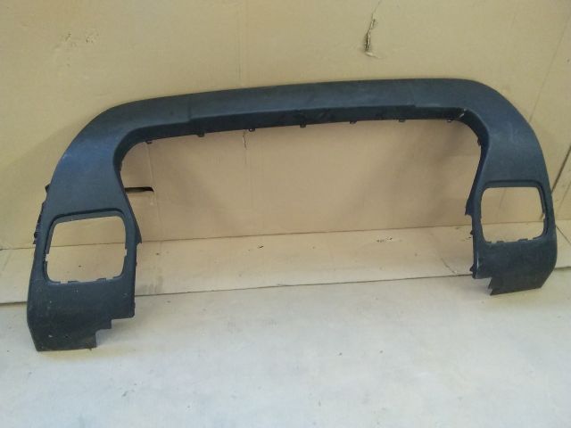 bontott DACIA DUSTER Első Lökhárító Díszléc