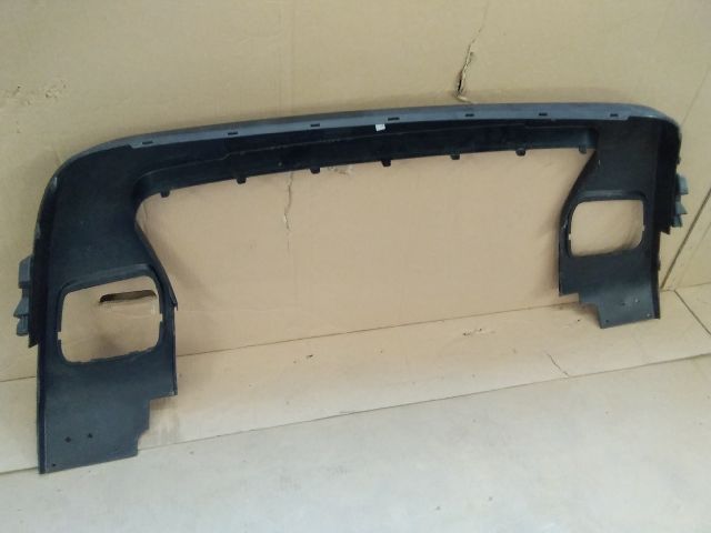 bontott DACIA DUSTER Első Lökhárító Díszléc