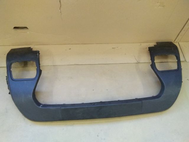 bontott DACIA DUSTER Első Lökhárító Díszléc