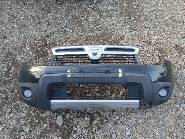 bontott DACIA DUSTER Első Lökhárító (Részeivel)