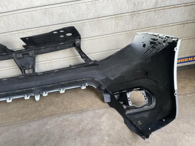 bontott DACIA DUSTER Első Lökhárító (Üresen)