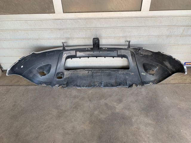 bontott DACIA DUSTER Első Lökhárító (Üresen)