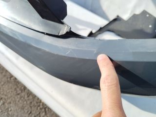 bontott DACIA DUSTER Első Lökhárító (Üresen)