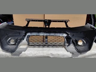 bontott DACIA DUSTER Első Lökhárító (Üresen)