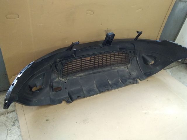 bontott DACIA DUSTER Első Lökhárító (Üresen)