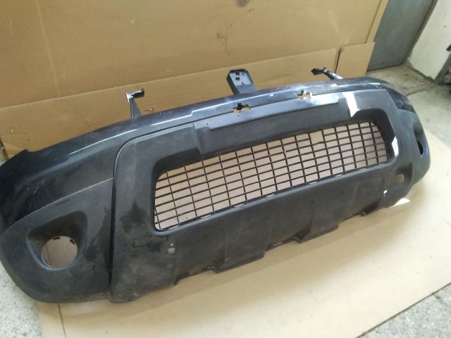 bontott DACIA DUSTER Első Lökhárító (Üresen)