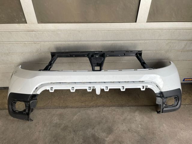 bontott DACIA DUSTER Első Lökhárító (Üresen)