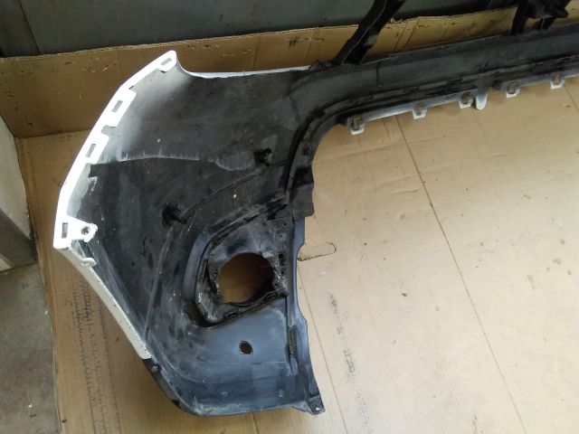 bontott DACIA DUSTER Első Lökhárító (Üresen)