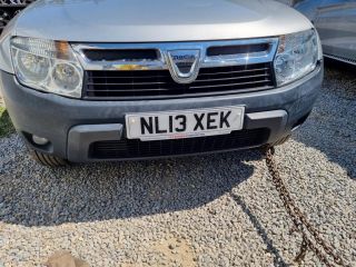 bontott DACIA DUSTER Első Lökhárító (Üresen)