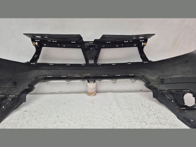 bontott DACIA DUSTER Első Lökhárító (Üresen)