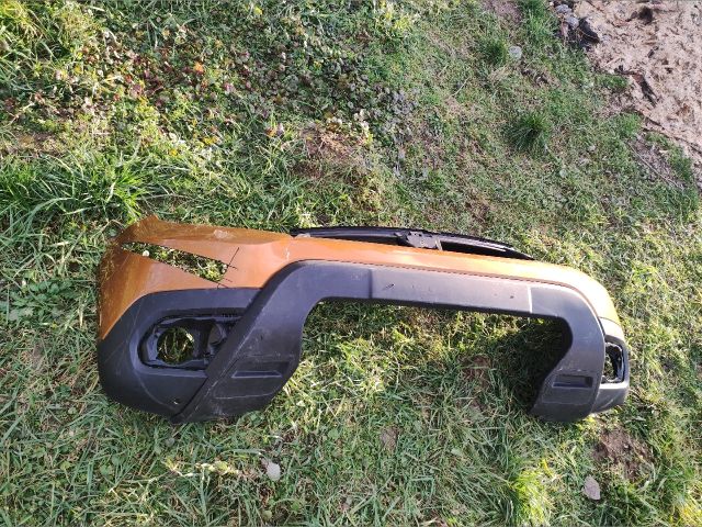 bontott DACIA DUSTER Első Lökhárító (Üresen)