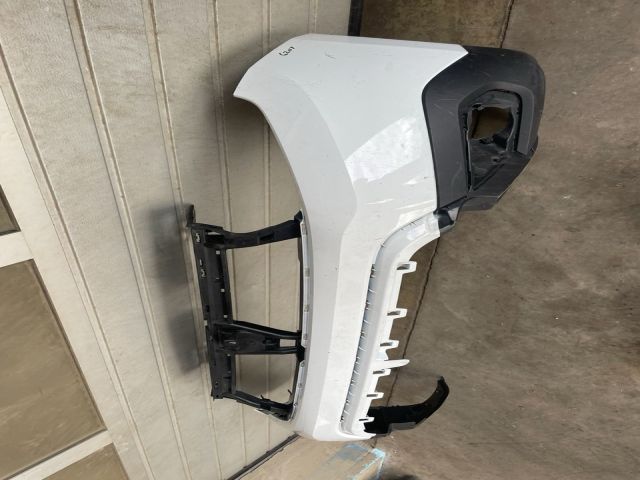 bontott DACIA DUSTER Első Lökhárító (Üresen)