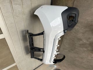 bontott DACIA DUSTER Első Lökhárító (Üresen)